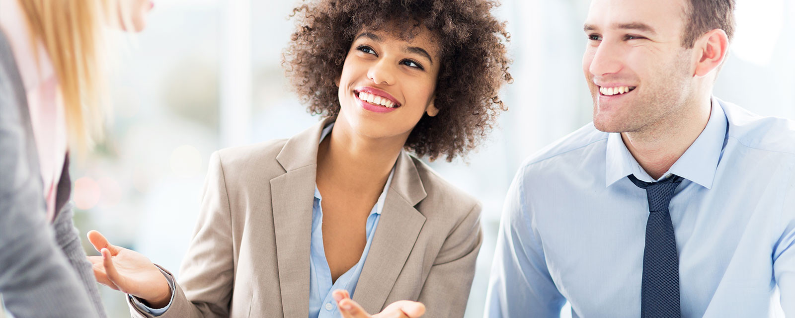 Cursos de francês para empresas e empresas.